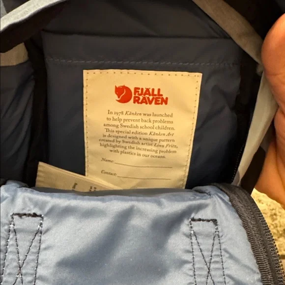 🔥HP🔥 Fjallraven Kånken Mini Bag with Blue Interior - Picture 4 of 4